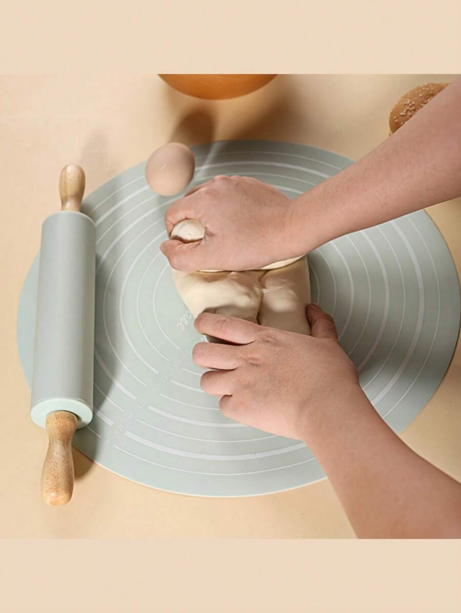 Silicone Dough Mat & Rolling Pin Set – Non-Stick Baking Tool