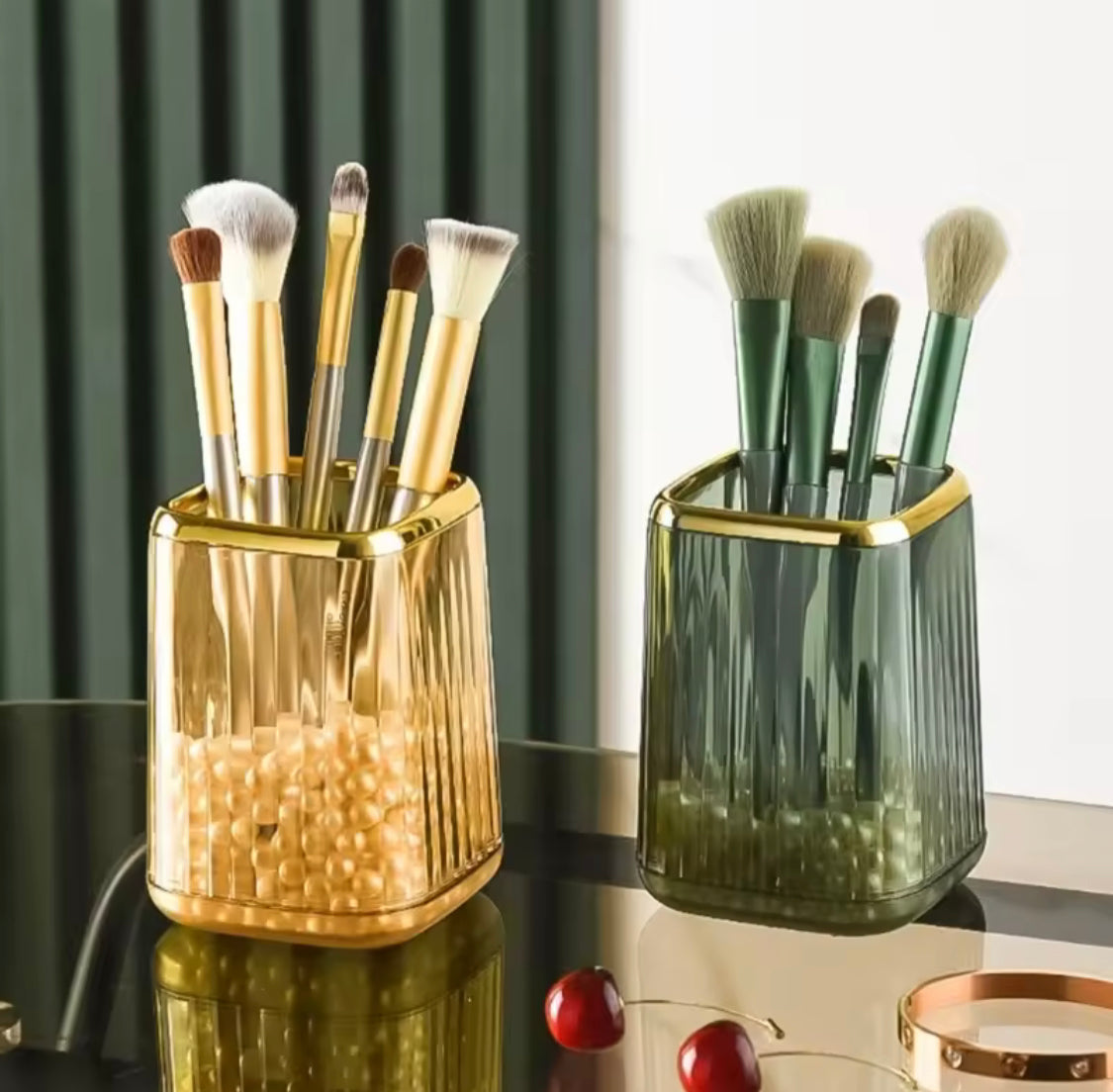 Decent Style Makeup Brush & Pen Holder
