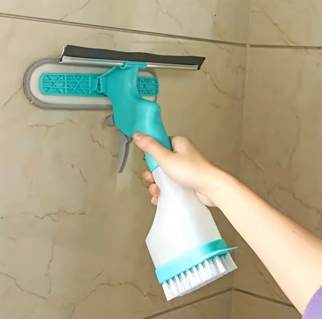 4-in-1 Spray Window Cleaning Brush with Wiper