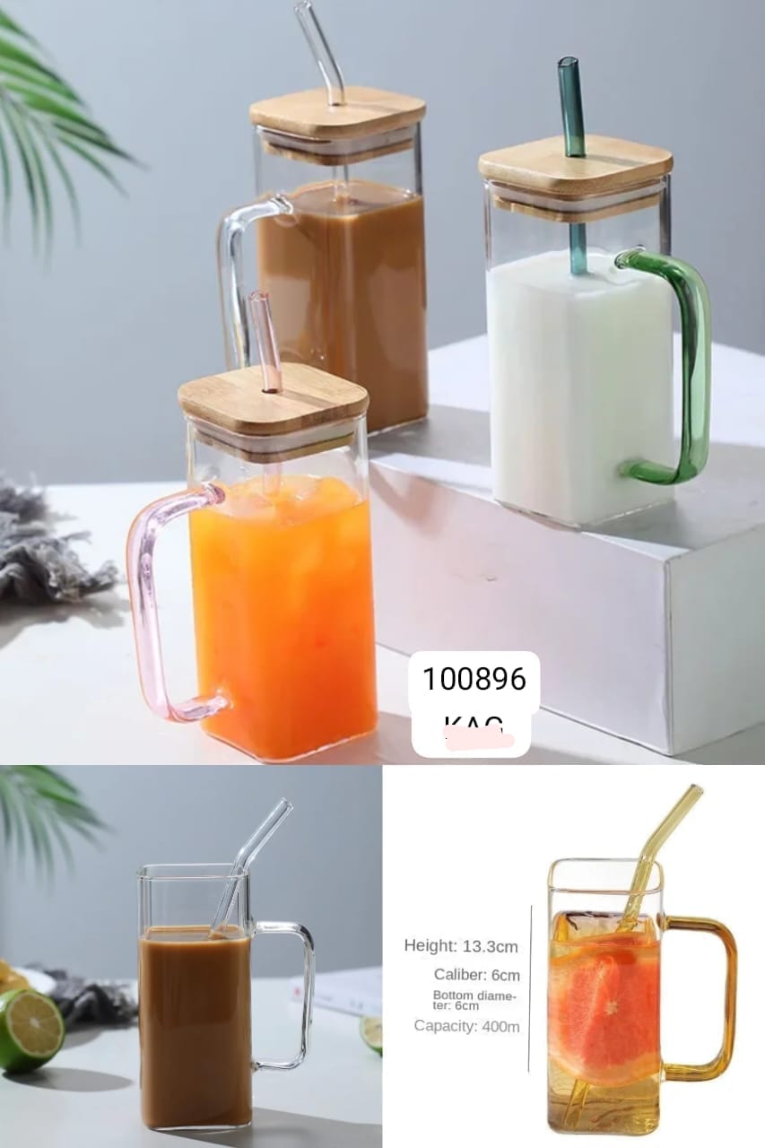 Glass Tumbler with Wooden Lid and Straw