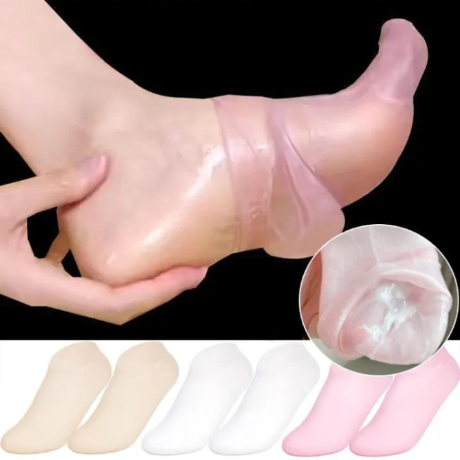 Pack of 2 Moisturizing Silicone Spa Gel Gloves & Socks