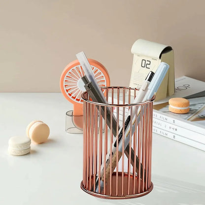 Metal Wire Mesh Pen Holder for Desk – Round Desktop Organizer & Makeup Brush Holder