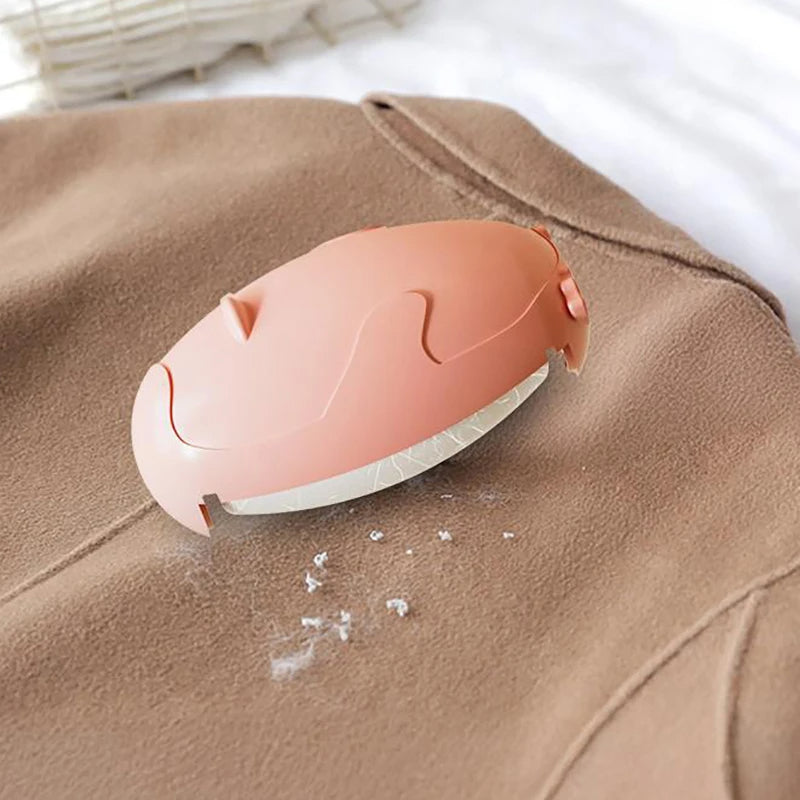Penguin Shape Reusable Lint Roller for Hair Removal
