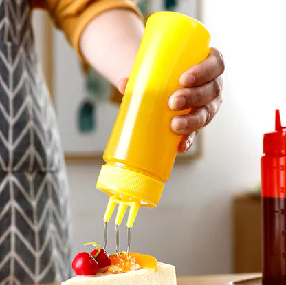 Squeeze Sauce Bottle with 3 Nozzles – Plastic Ketchup & Salad Dressing Bottle
