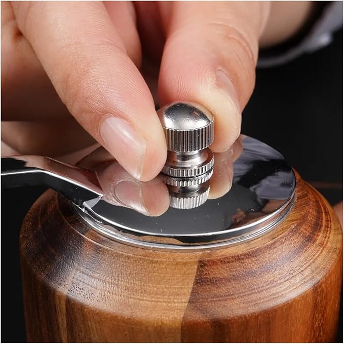Manual Wooden Pepper Grinder – Hand Operated Mill