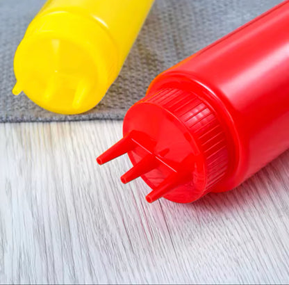 Squeeze Sauce Bottle with 3 Nozzles – Plastic Ketchup & Salad Dressing Bottle