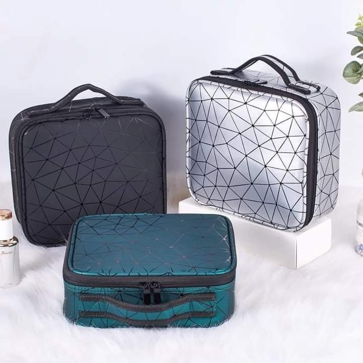 Large Travel Makeup Bag – Women’s Cosmetic Organizer