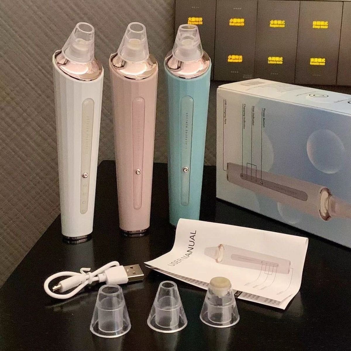 Portable pore cleaner with 4 interchangeable care heads